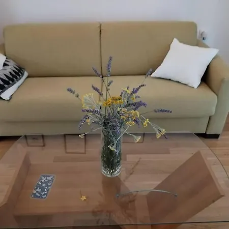 Ugodan Obiteljski Smjestaj Apartamento